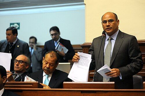Joaquín Ramírez enfrenta crisis institucional en UTC y duda sobre su rol tras fracaso electoral