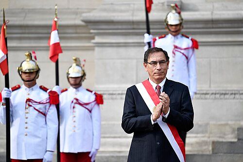 Vizcarra presenta complicación cardíaca tras traslado del penal de Barbadillo